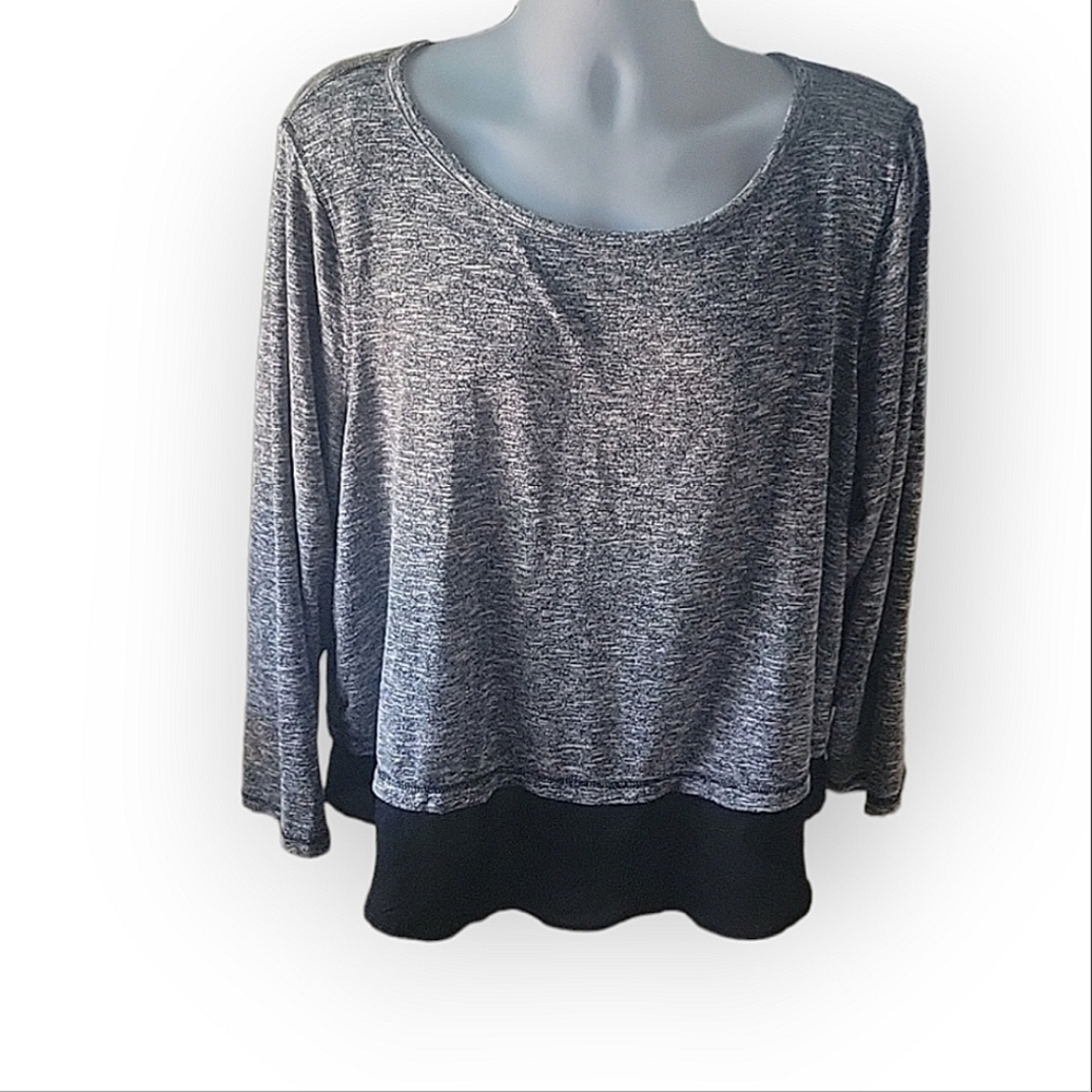Valerie Stevens women's knit black and white marled sweater black trim